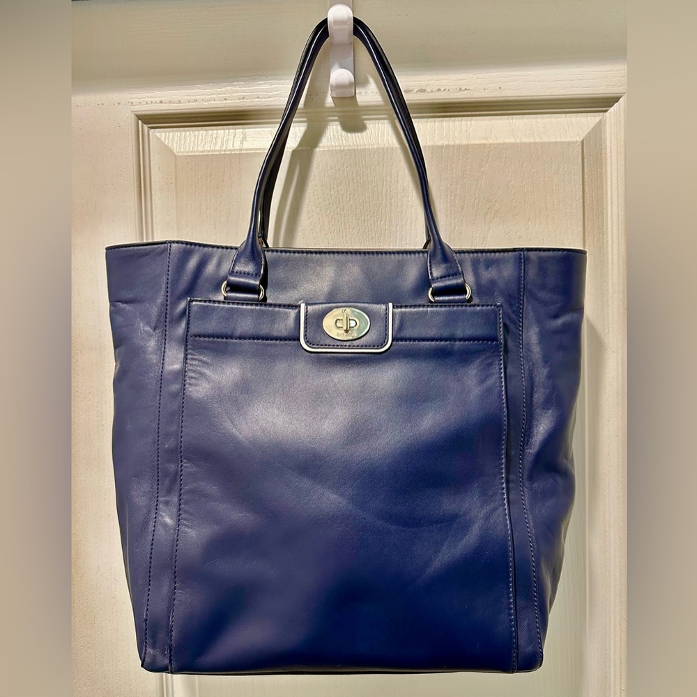Kate Spade Hampton Road Smooth Navy Leather Davis Tote - Picture 2 of 11